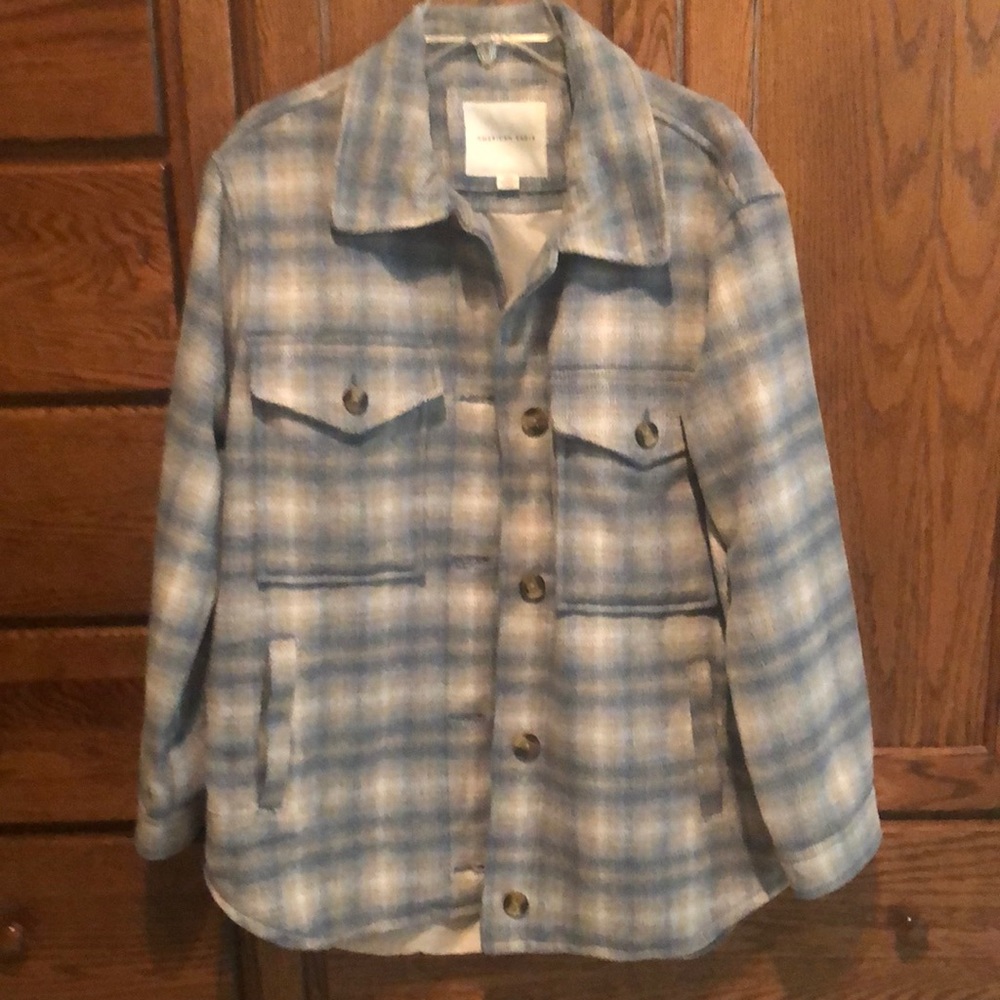 American Eagle Brushed Plaid Shacket in Blue Cream, NWOT